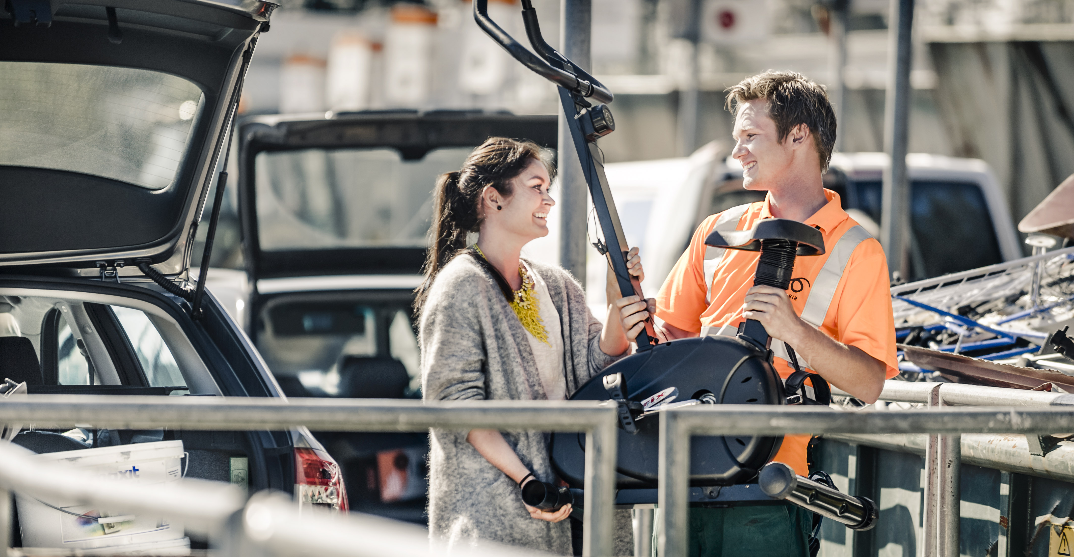 Anal seks qiz yiglaydi